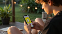 Snapchat Open To Putting Time Limits On Teens, Boss Tells BBC